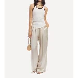 NEW WYLD BLUE bicolor tank in white